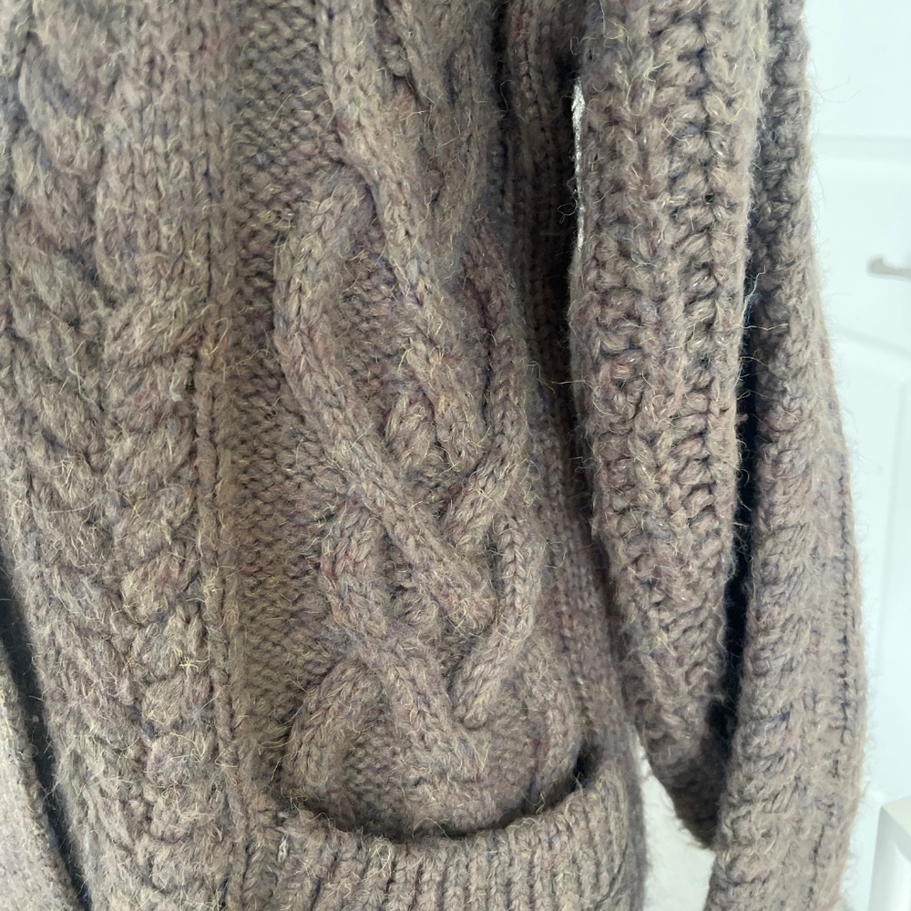 ASTR Cardigan - Picture 2 of 3